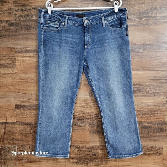 Silver Jeans 36 Suki Capri Mid Rise Tummy Control Medium Light Wash Stretch - Picture 2 of 12